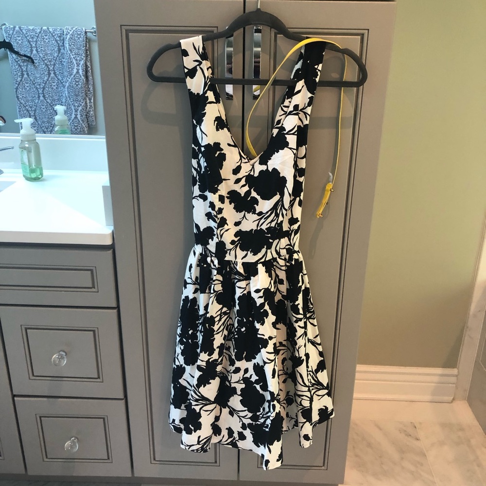 Elle dress